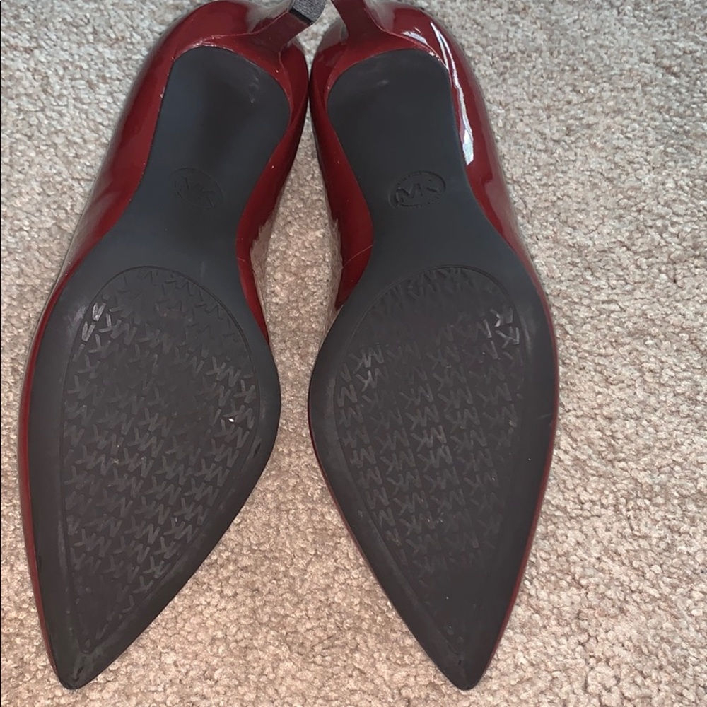 Shoes - Picture 7 of 8